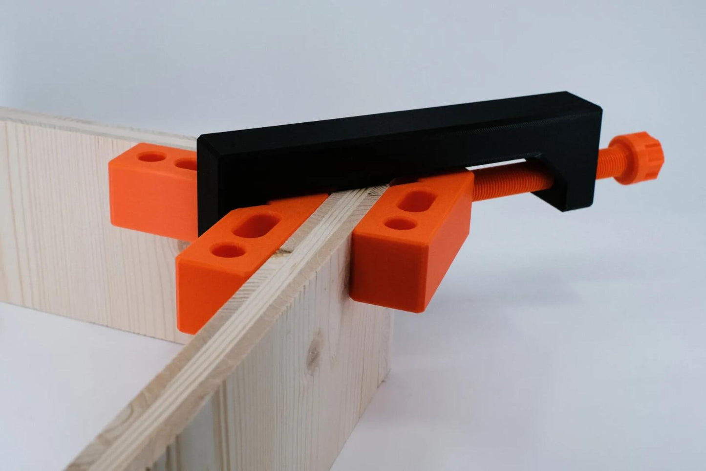 Carpentry Corner Clamp for Woodworking DIY Wood Planks - Made in Australia