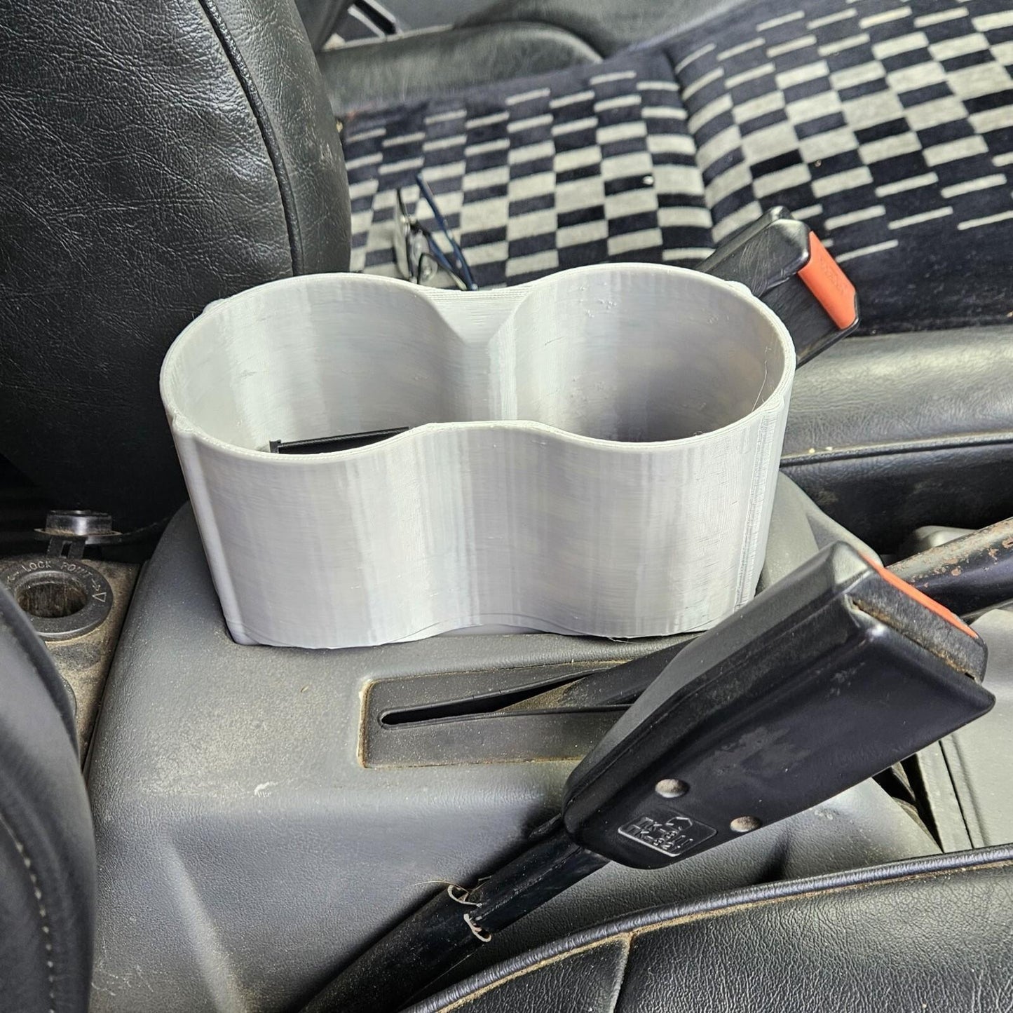 Genuine Subaru Brumby UTE BRAT Pickup Truck Centre Console Cup Holder 1981-1994