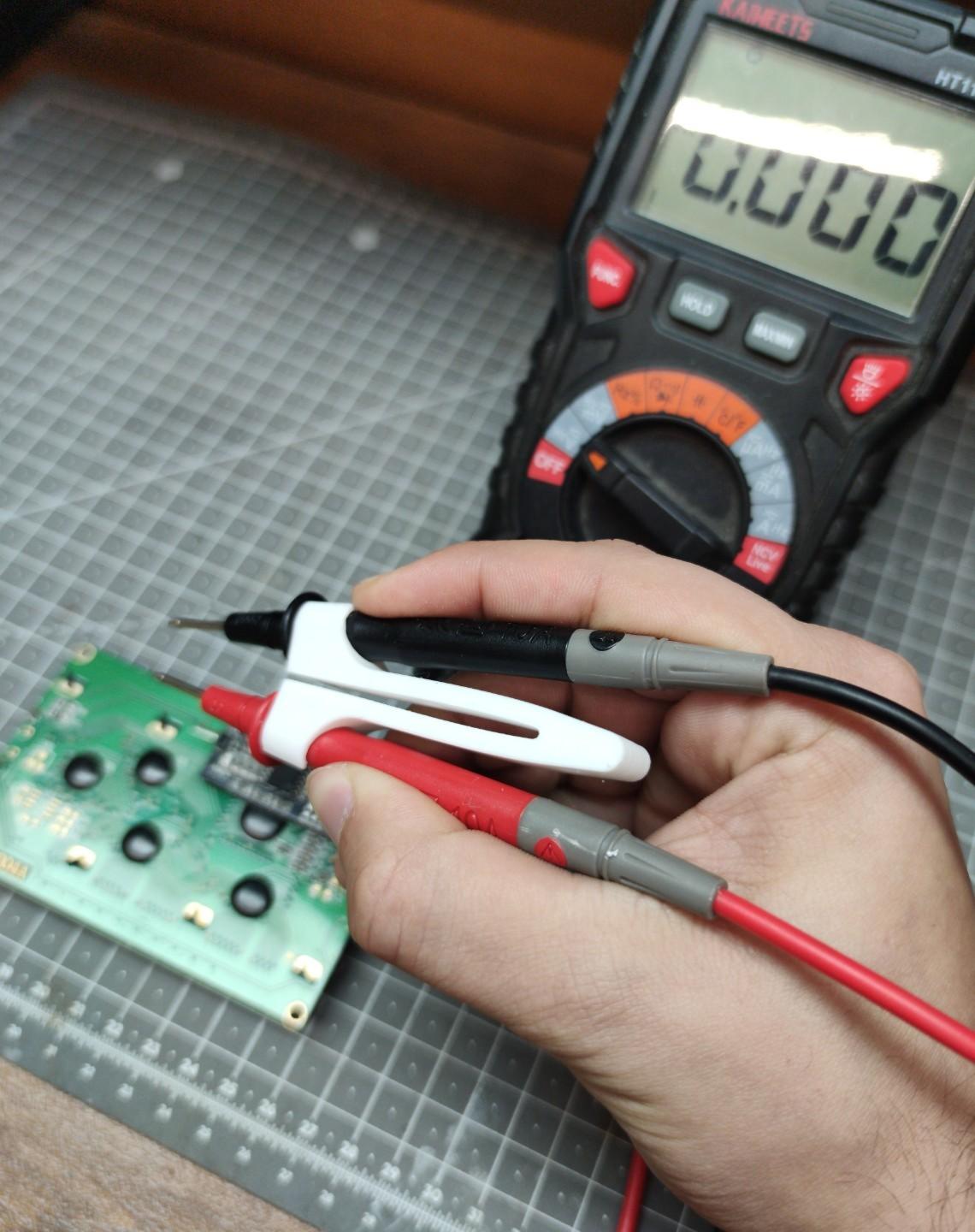 Multimeter Probe Tweezer Holder Ergonomic Grip Solder PCB Tool SMD Test Circuit