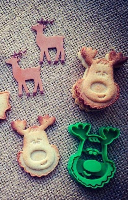 Rudolph the Red Nosed Reindeer Christmas Cookie Cutter Biscuit Set Stamp